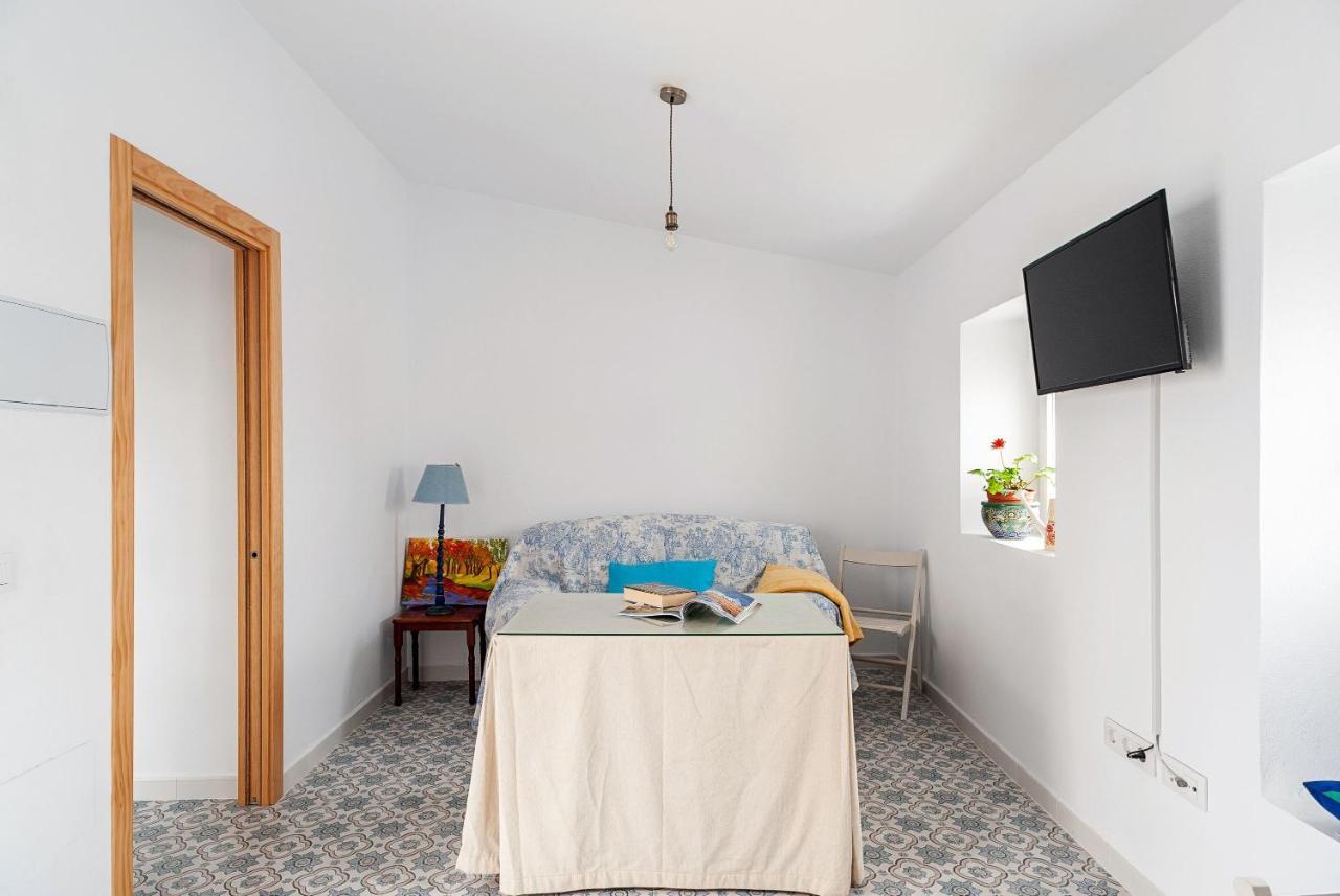 Apartamento Lola - Solo Familias Conil De La Frontera Exterior photo